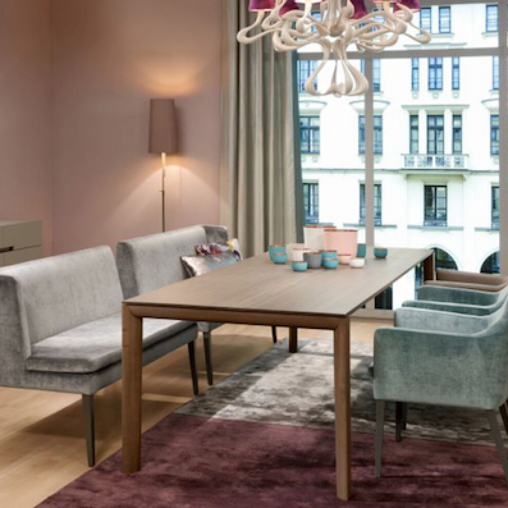 Design-Möbel von Christine Kröncke in der Polsterei Löffelsend