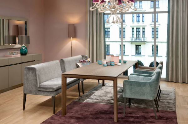 Design-Möbel von Christine Kröncke in der Polsterei Löffelsend